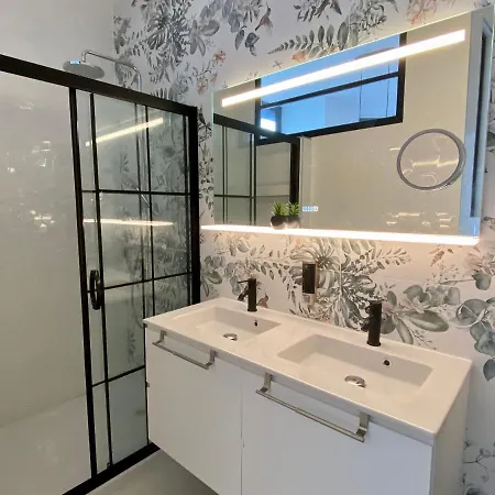 Guenot Pour 5 Personnes Sur 11 Apartment
